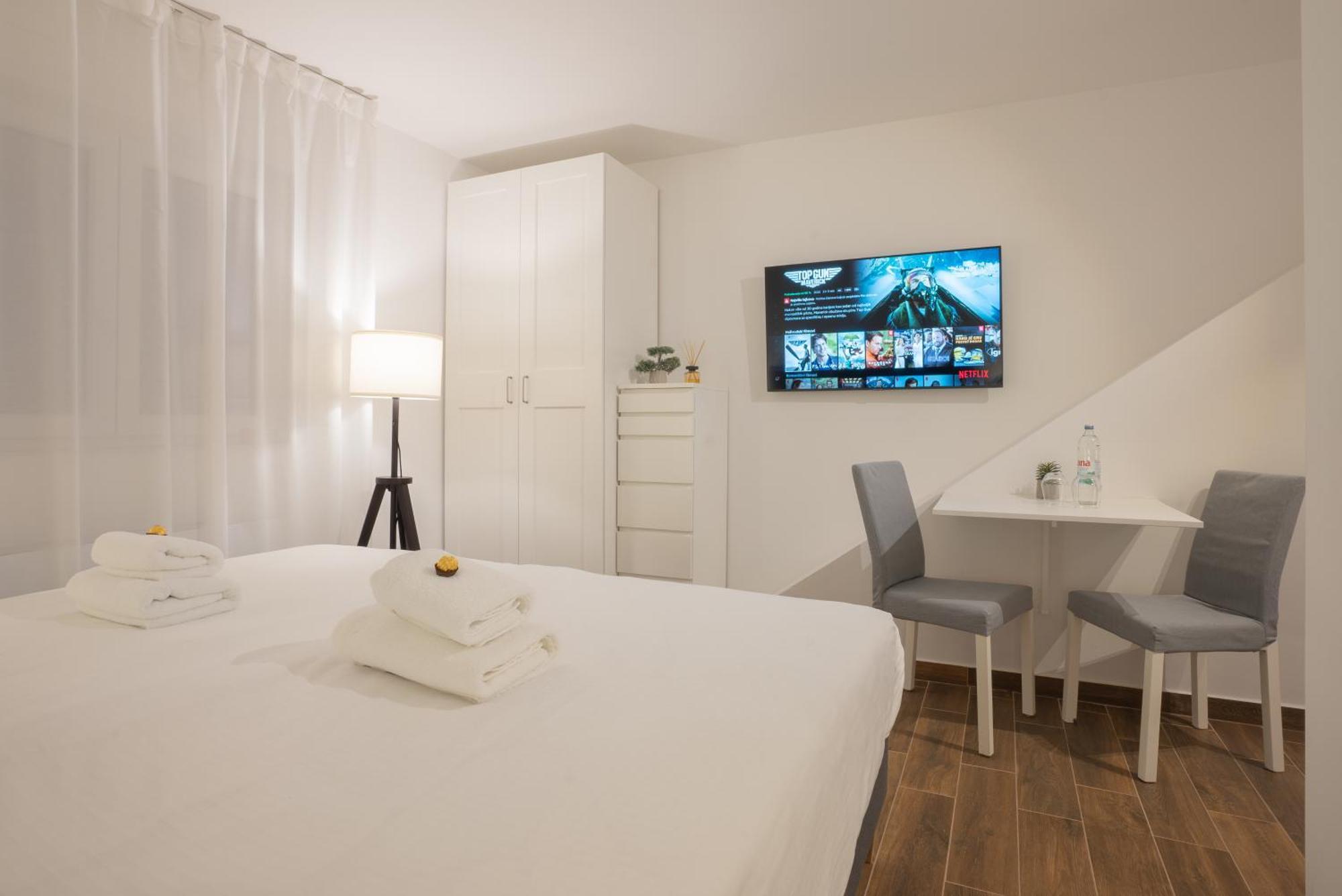 Goldberg Apartments Eszék Kültér fotó
